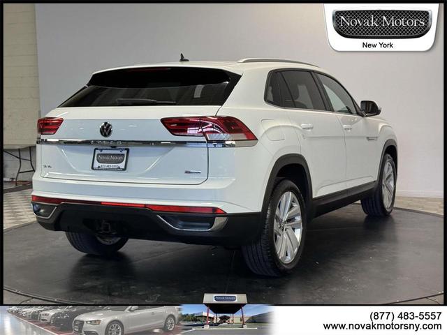 Photo of 2022 White Volkswagen Atlas Cross Sport