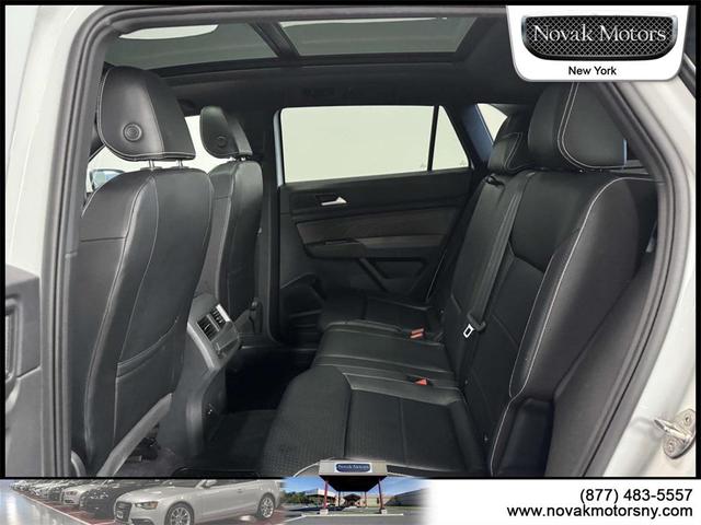 Photo of 2022 White Volkswagen Atlas Cross Sport