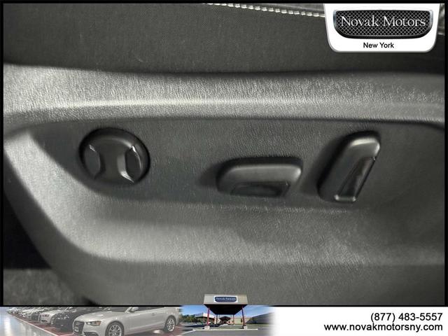 Photo of 2022 White Volkswagen Atlas Cross Sport