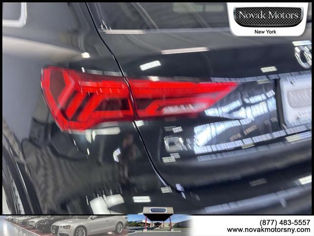 Photo of 2022 Black Audi Q3
