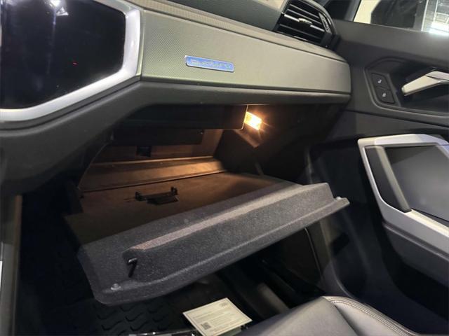 Photo of 2022 Black Audi Q3