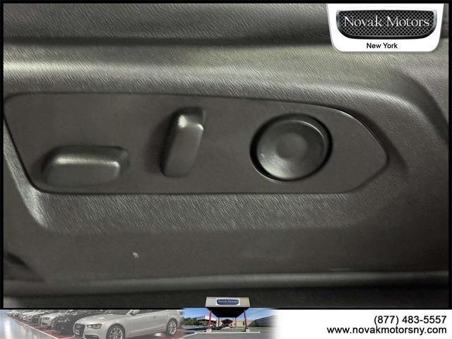 Photo of 2022 Midnight Blue Metallic Chevrolet Tahoe