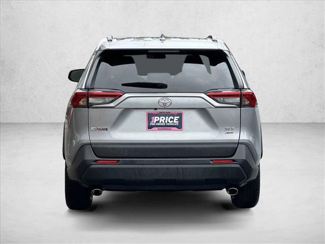 Photo of 2022 Silver Sky Metallic Toyota RAV4