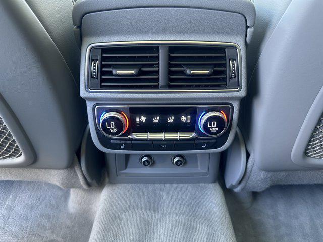 Photo of 2019 Samurai Gray Metallic Audi Q7