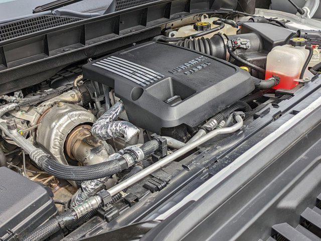 Photo of 2021 White Frost Tricoat GMC Sierra 1500