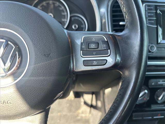 Photo of 2018 Platinum Gray Metallic/Black Roof Volkswagen Beetle