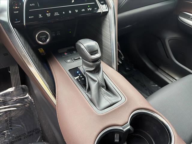 Photo of 2024 Titanium Glow Toyota Venza