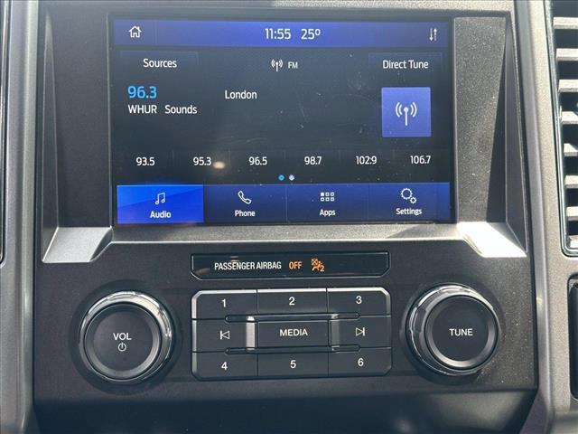Photo of 2022 Oxford White Ford F-250