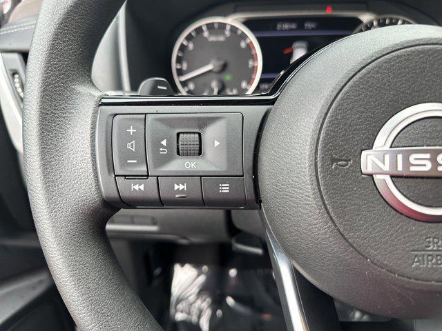 Photo of 2023 Brilliant Silver Metallic Nissan Rogue