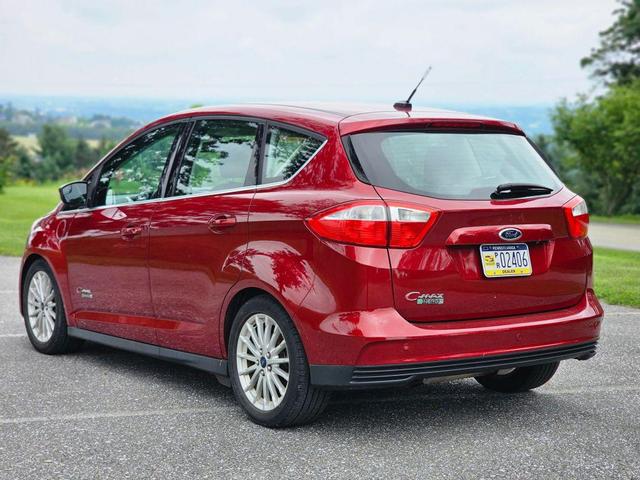 Photo of 2015 red Ford C-Max Energi