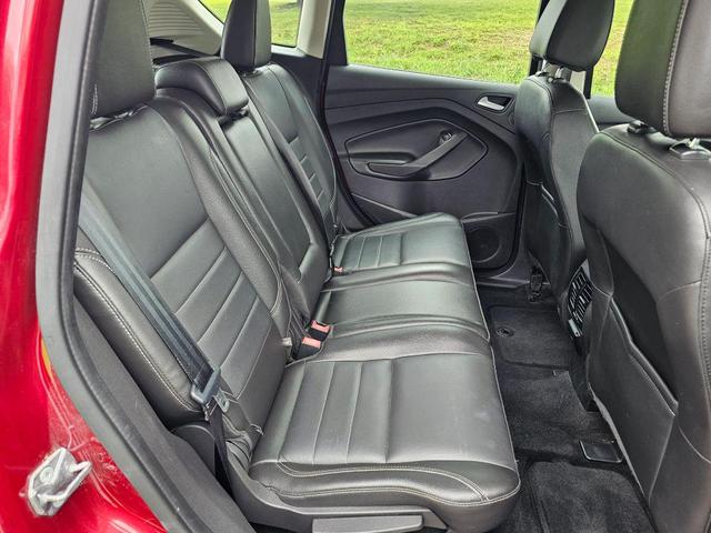 Photo of 2015 red Ford C-Max Energi