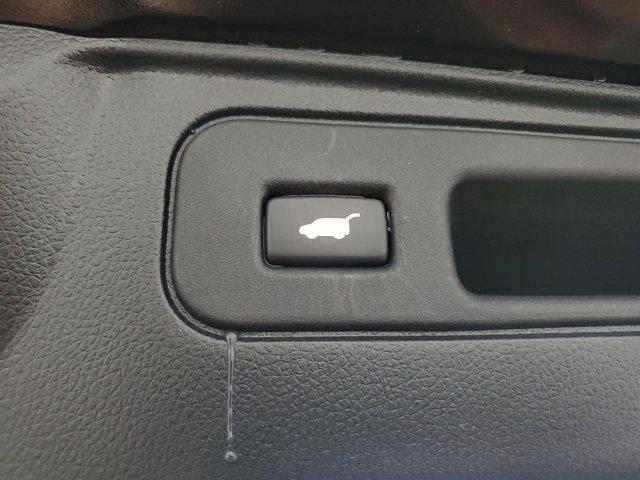 Photo of 2022 Crystal Black Pearl Honda Passport