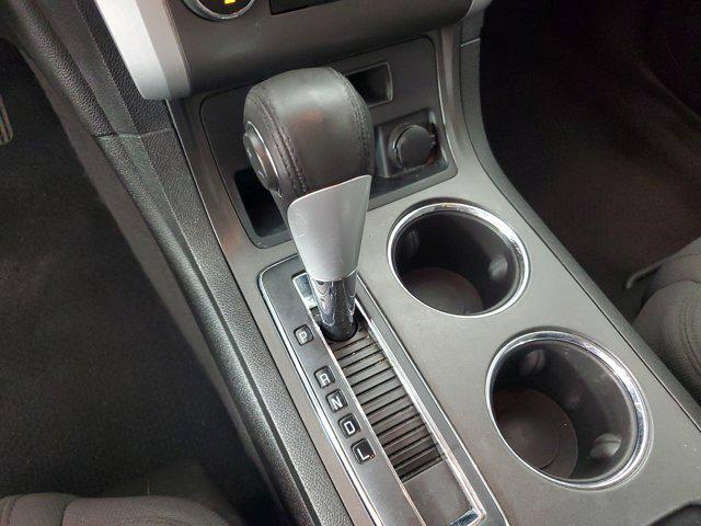 Photo of 2012 Silver Ice Metallic Chevrolet Traverse