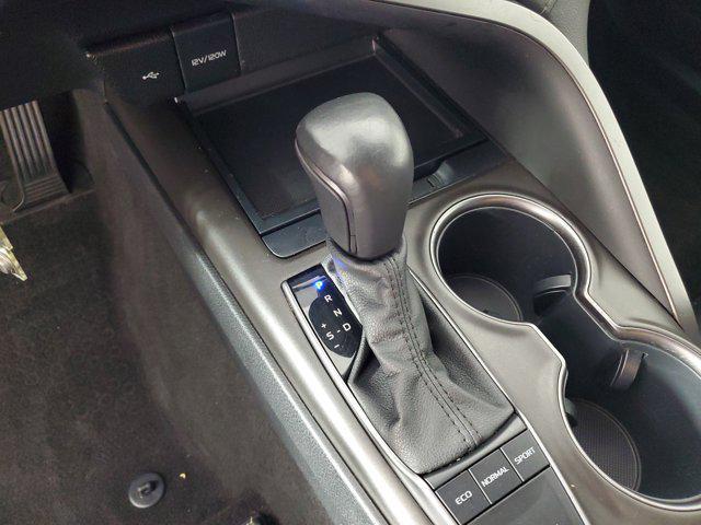 Photo of 2022 Celestial Silver Metallic Toyota Camry