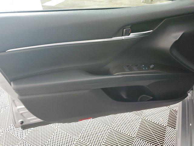 Photo of 2022 Celestial Silver Metallic Toyota Camry