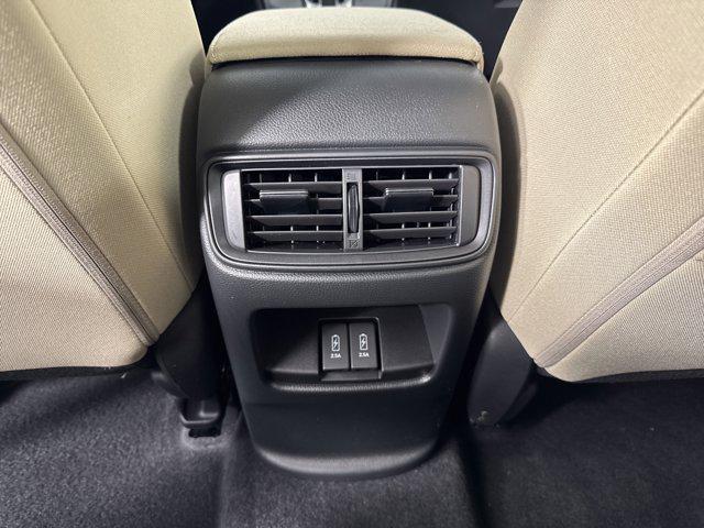 Photo of 2022 Platinum White Pearl Honda CR-V