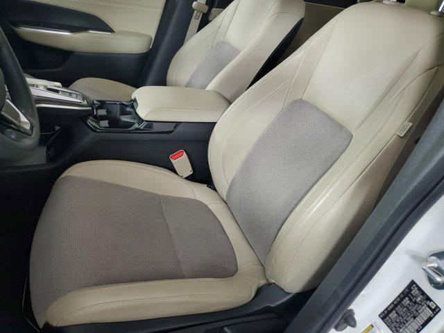 Photo of 2019 Platinum White Pearl Honda Clarity Plug-In Hybrid