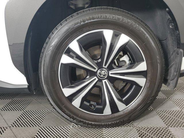 Photo of 2023 Wind Chill Pearl w/Black Roof Toyota bZ4X