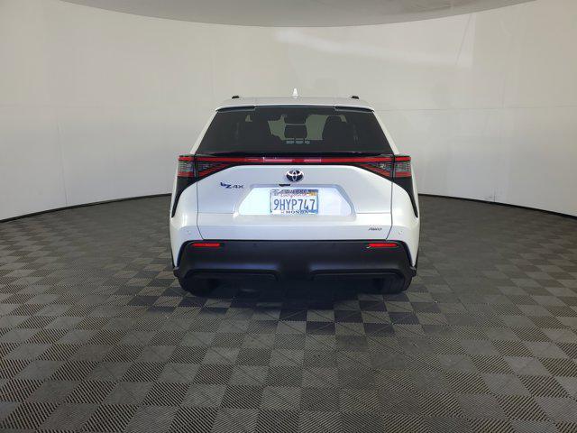 Photo of 2023 Wind Chill Pearl w/Black Roof Toyota bZ4X