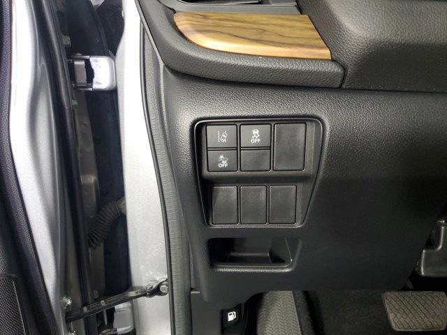Photo of 2022 Lunar Silver Metallic Honda CR-V Hybrid