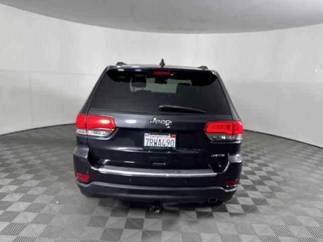 Photo of 2015 Maximum Steel Metallic Clearcoat Jeep Grand Cherokee