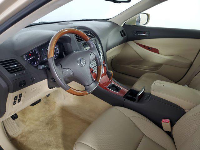Photo of 2007 Golden Almond Metallic Lexus ES 350