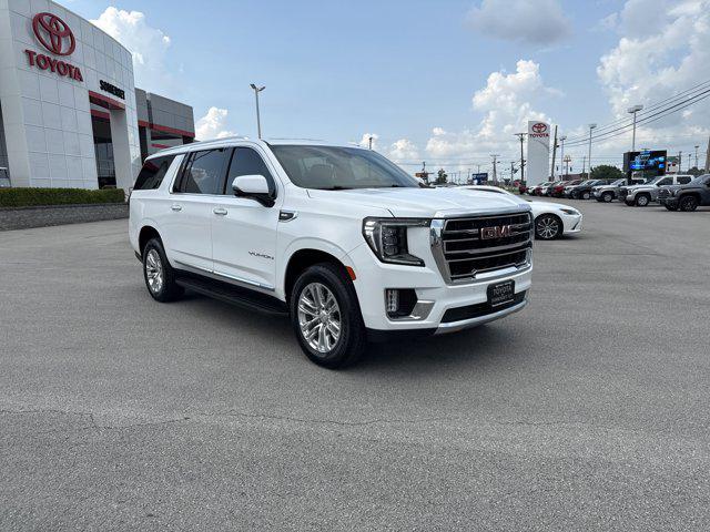 Photo of 2023 White Frost Tricoat GMC Yukon XL