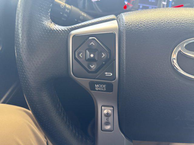 Photo of 2018 Super White Toyota 4Runner