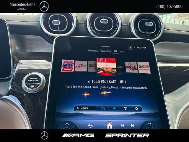 Photo of 2025 Polar White Mercedes-Benz GLC 300