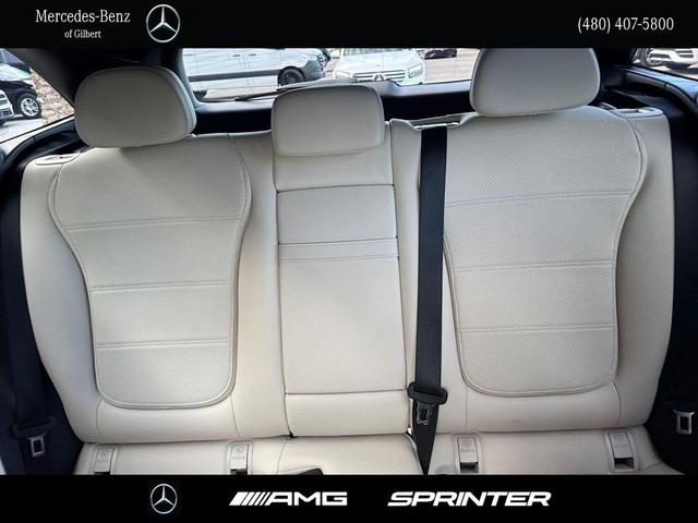 Photo of 2025 Polar White Mercedes-Benz GLC 300