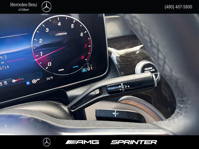 Photo of 2025 Polar White Mercedes-Benz GLC 300