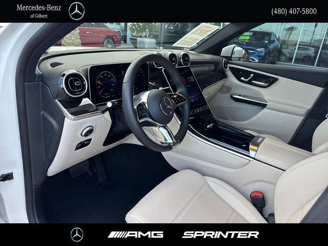Photo of 2025 Polar White Mercedes-Benz GLC 300