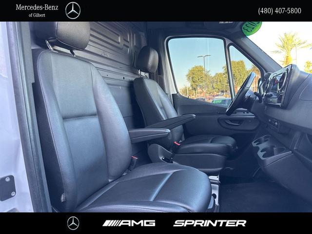 Photo of 2023 Arctic White Mercedes-Benz Sprinter 3500