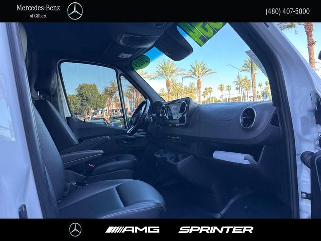 Photo of 2023 Arctic White Mercedes-Benz Sprinter 3500