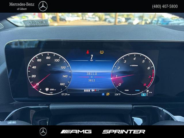Photo of 2025 Polar White Mercedes-Benz GLA 250