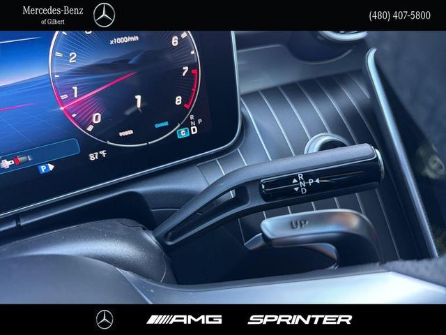 Photo of 2025 MANUFAKTUR Graphite Grey Magno Mercedes-Benz AMG C 43