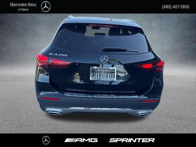 Photo of 2025 Night Black Mercedes-Benz GLA 250