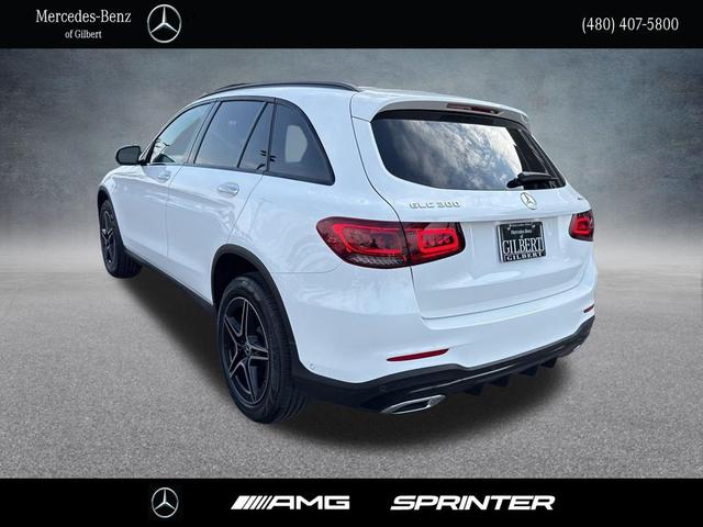 Photo of 2022 Polar White Mercedes-Benz GLC 300