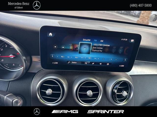 Photo of 2022 Polar White Mercedes-Benz GLC 300