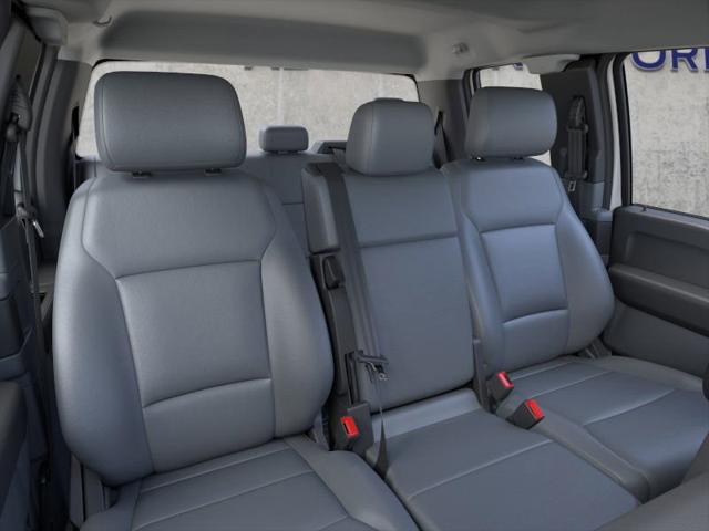 Photo of 2025 Oxford White Ford F-350