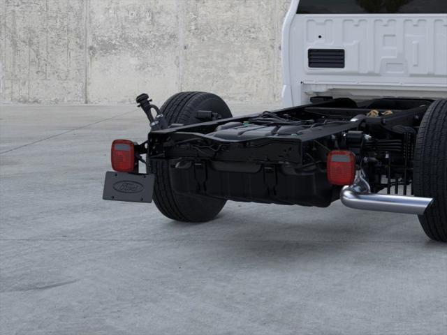 Photo of 2025 Oxford White Ford F-350