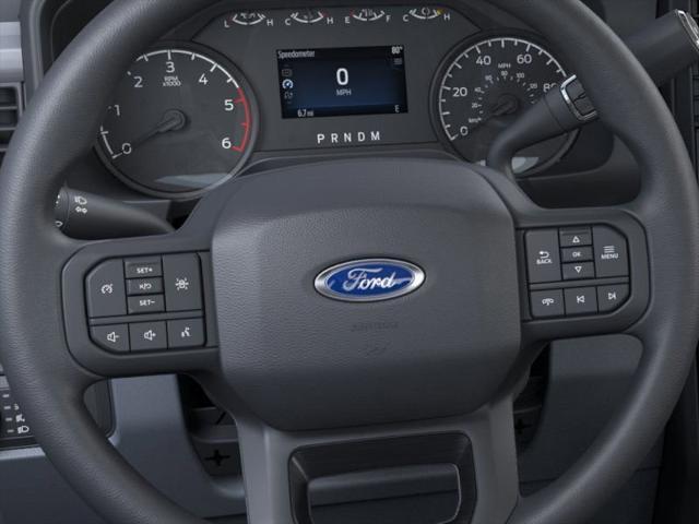 Photo of 2025 Oxford White Ford F-350