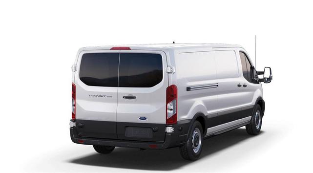 Photo of 2025 Oxford White Ford Transit-250
