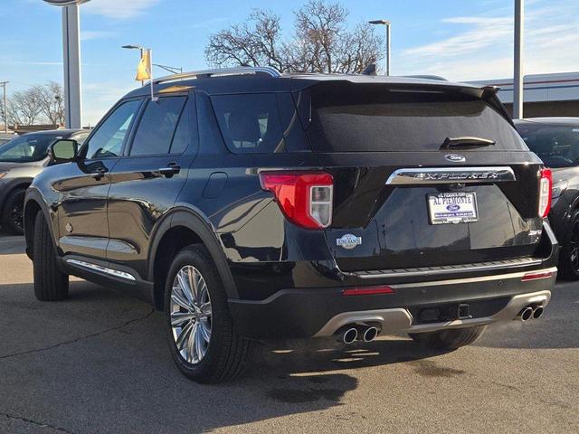 Photo of 2021 Agate Black Metallic Ford Explorer