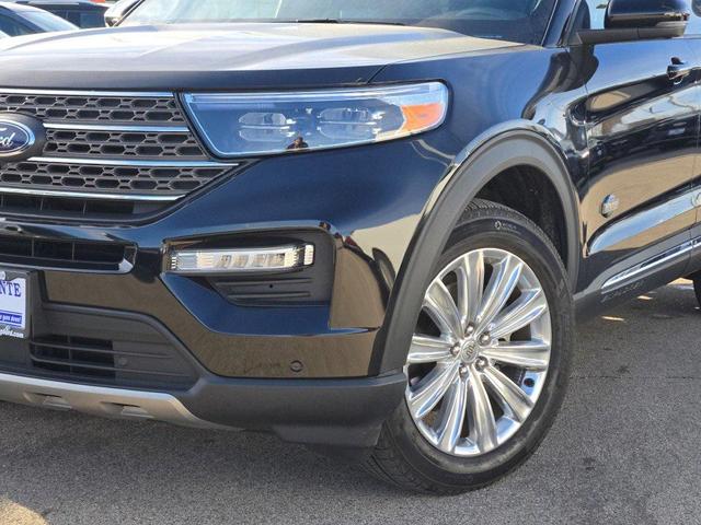 Photo of 2021 Agate Black Metallic Ford Explorer
