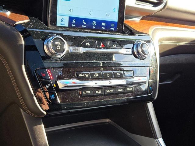 Photo of 2021 Agate Black Metallic Ford Explorer
