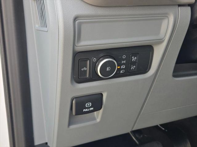 Photo of 2021 Oxford White Ford F-150