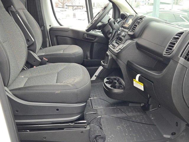 Photo of 2024 Bright White Clearcoat RAM ProMaster 2500