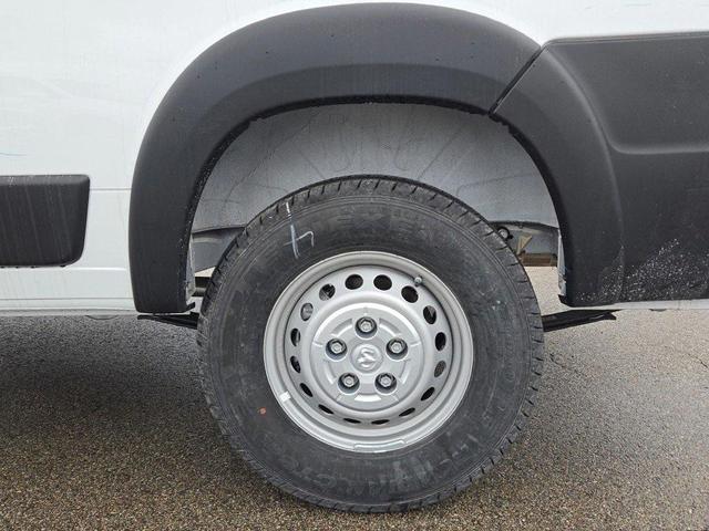 Photo of 2024 Bright White Clearcoat RAM ProMaster 2500