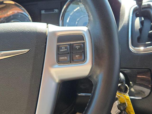 Photo of 2012 Stone White Clearcoat Chrysler Town & Country